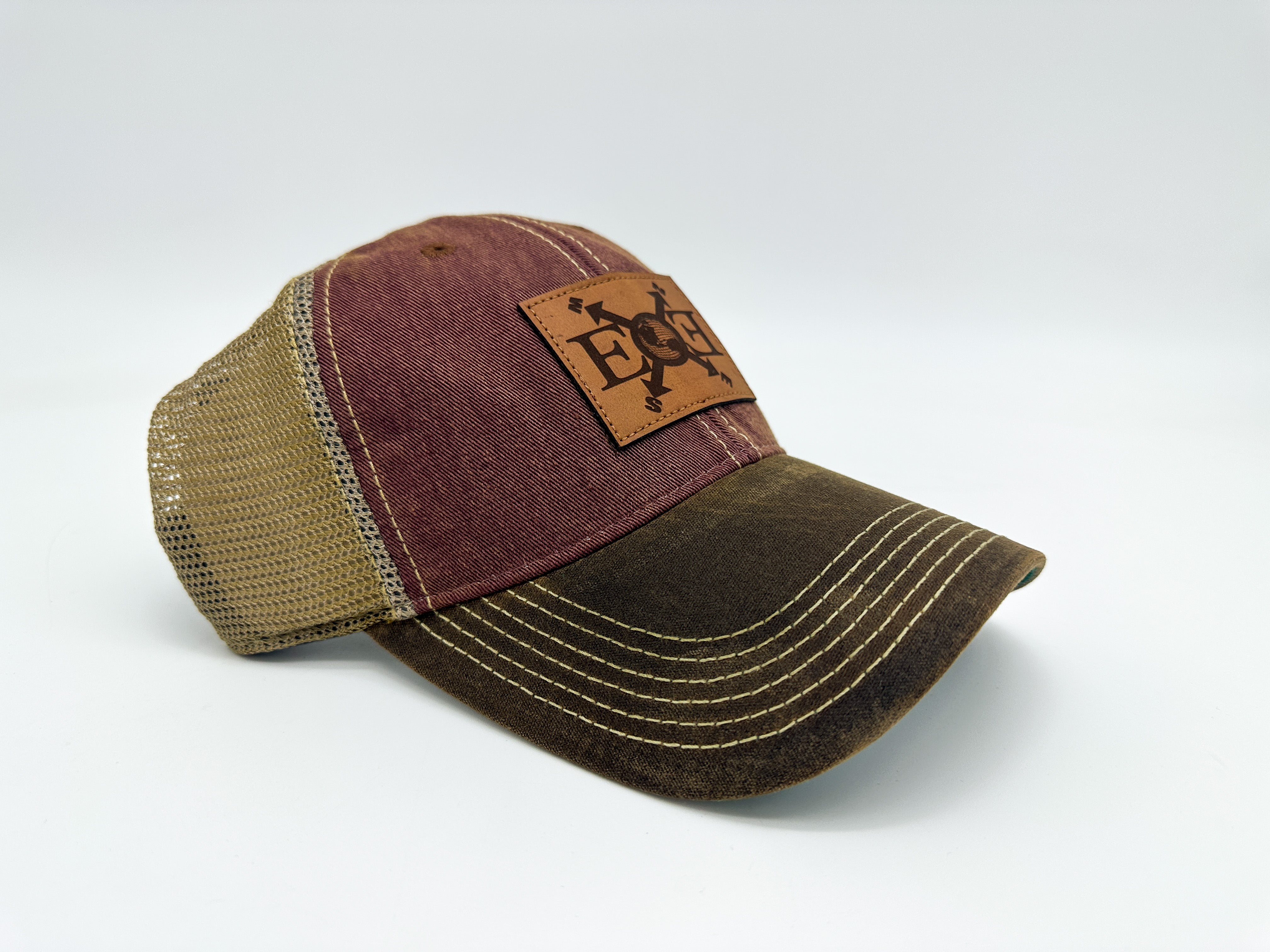 Shop Waxed Cotton Hat (Red/Brown)