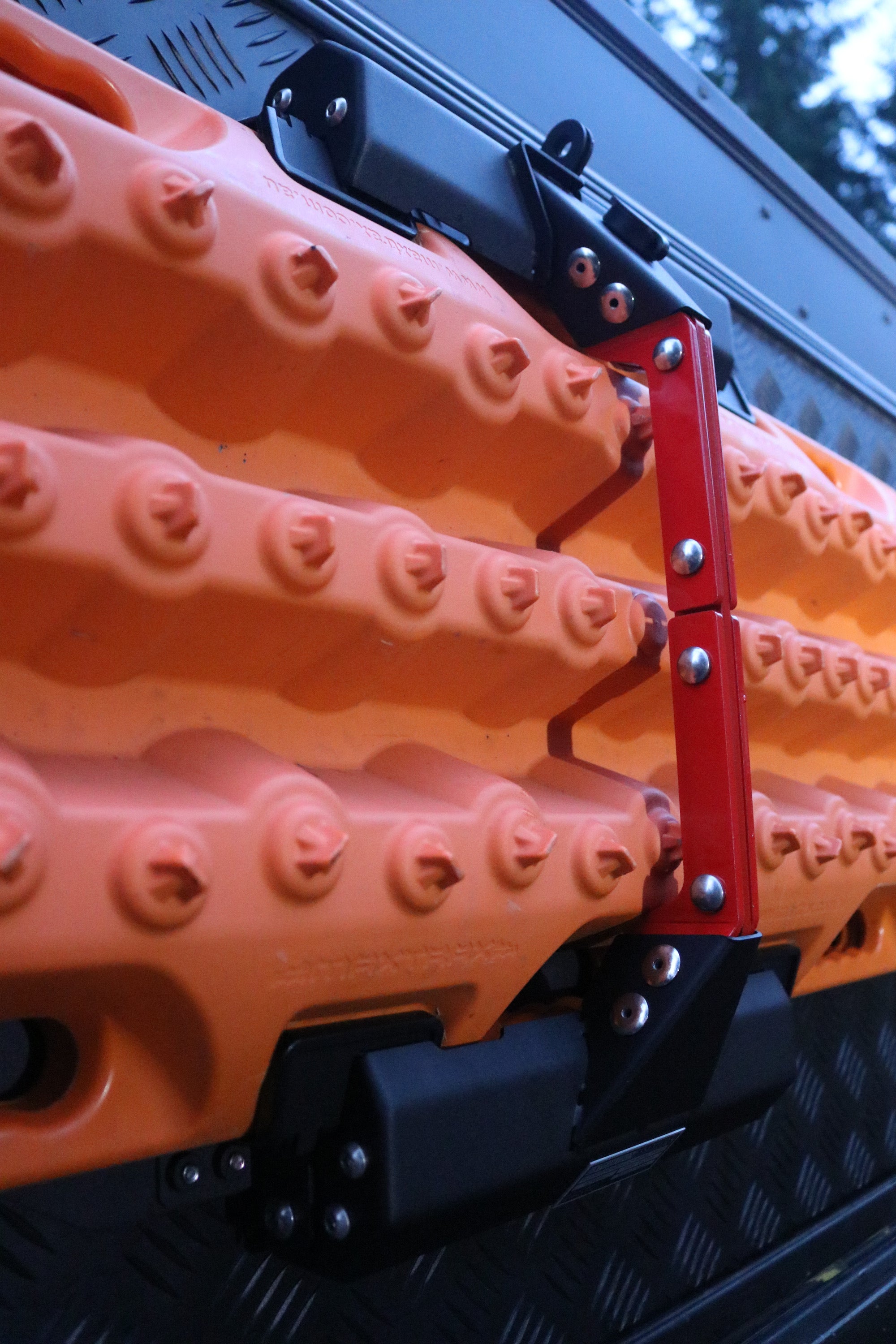 Recovery Board Quick Mount for Maxtrax MKII – Expedition Essentials