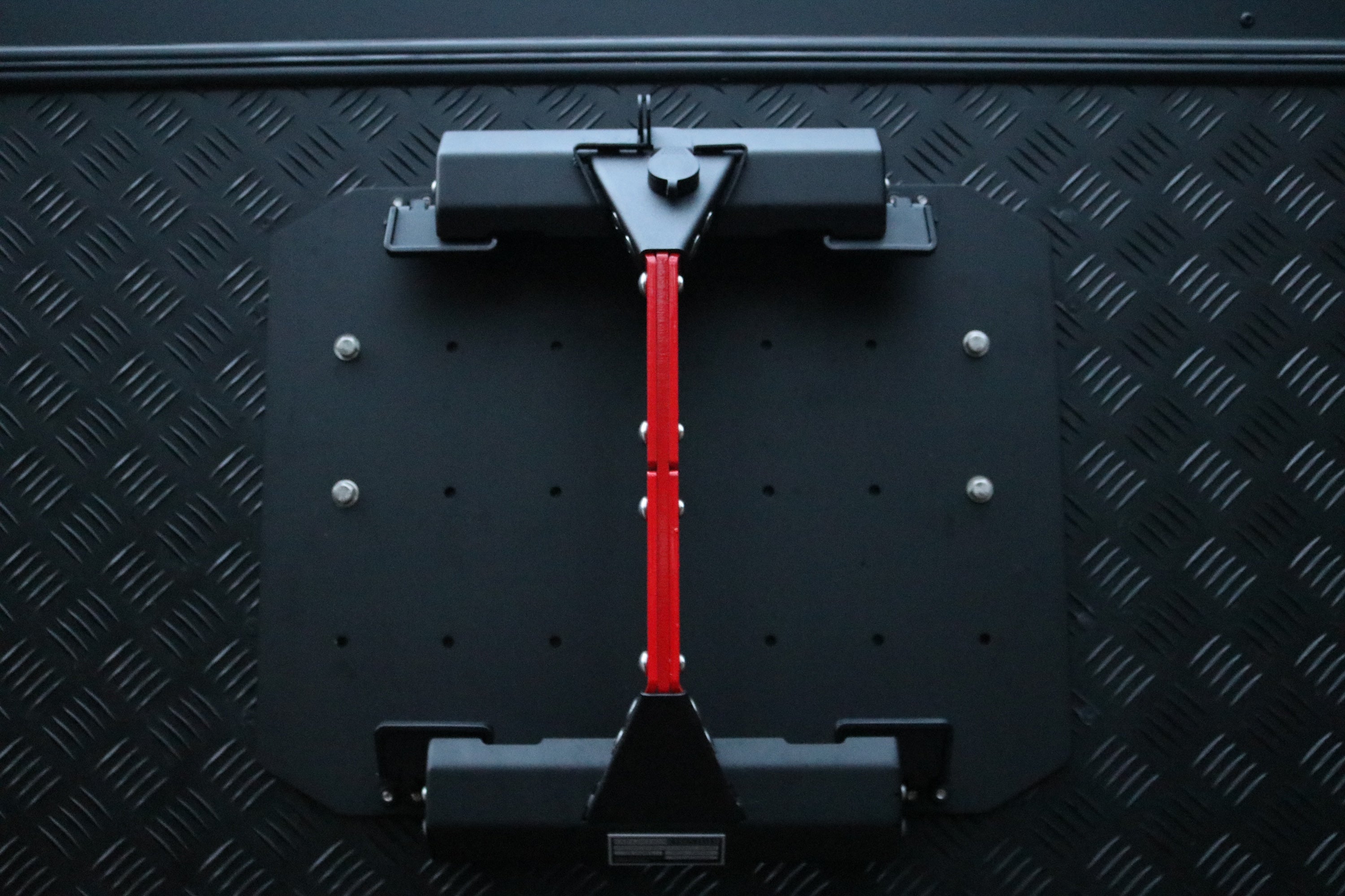 Recovery Board Quick Mount for Maxtrax MKII – Expedition Essentials